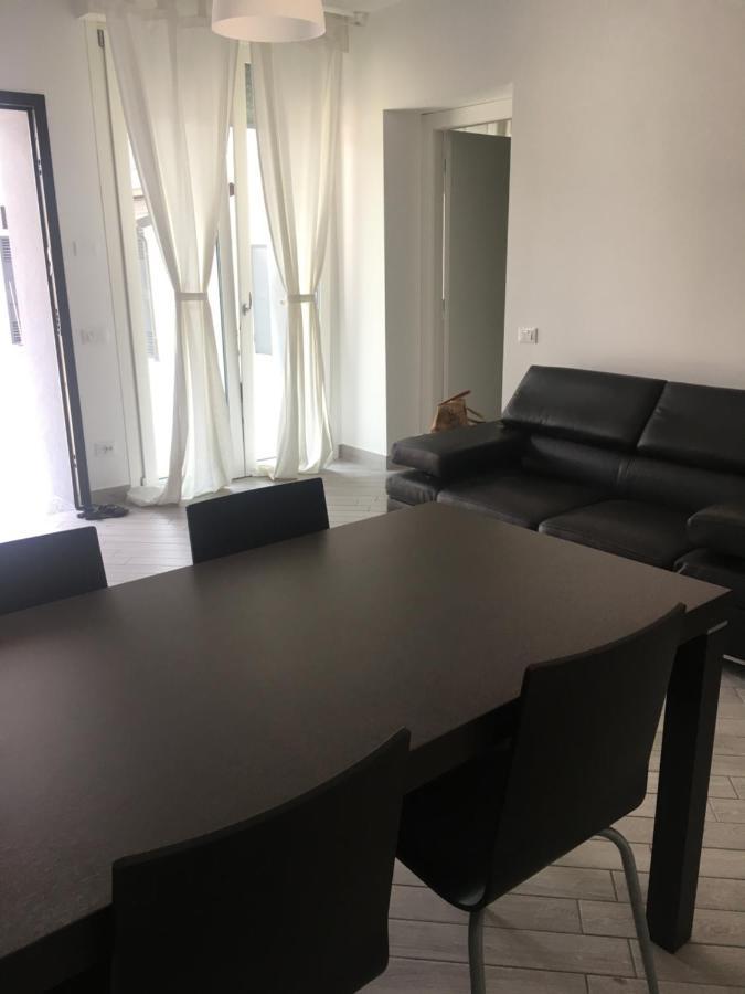 Home Hotel Сенаго Экстерьер фото