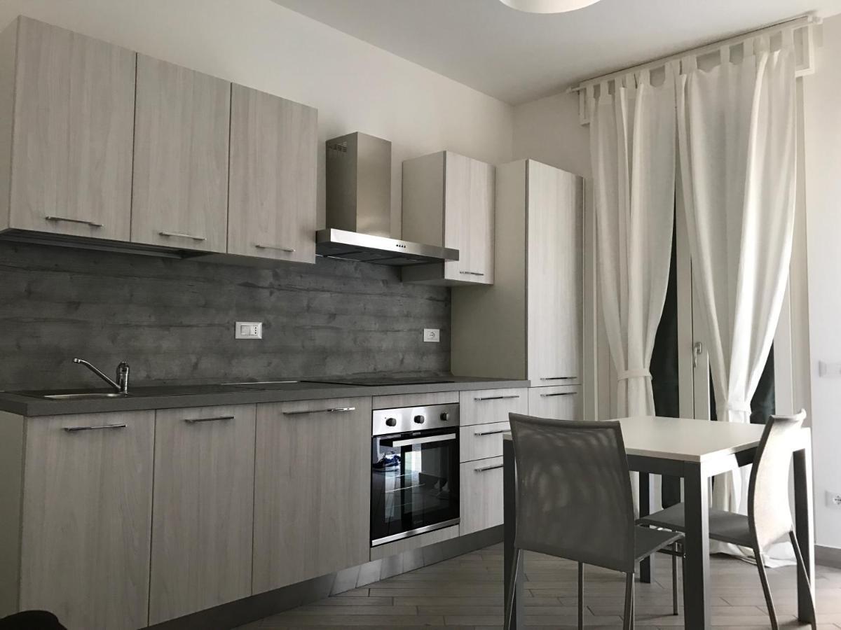 Home Hotel Сенаго Экстерьер фото